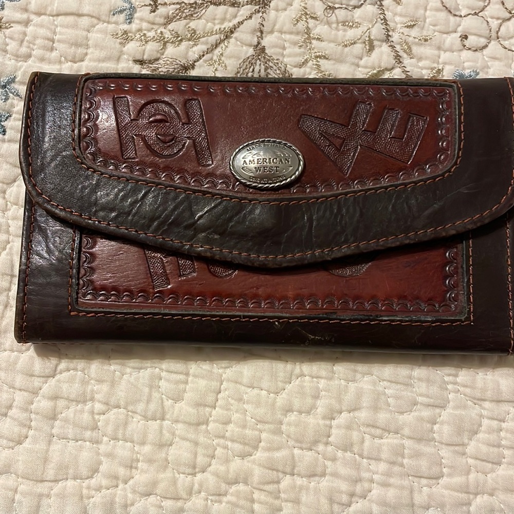 American West branded womens wallet good used condition